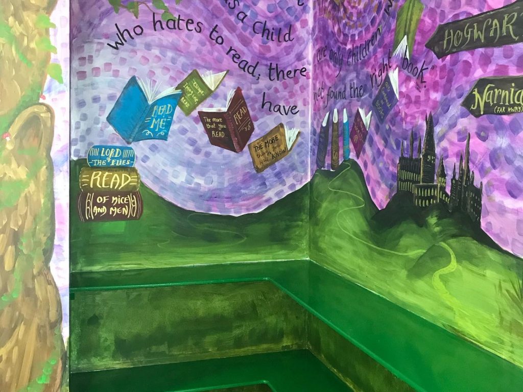 Eden Centre Crossland Moor Wall murals at Eden Centre Crosland Moor for reading corner, by Jane Middleton Art