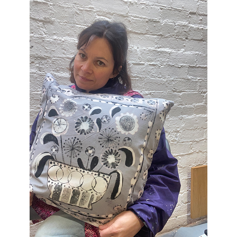 Art Clubs for adults, 07/10/24, by Jane Middleton Art